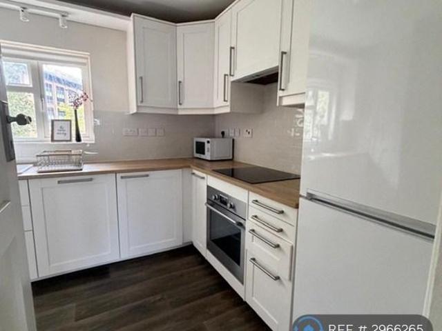 Flat for rent in Surbiton, Greater London