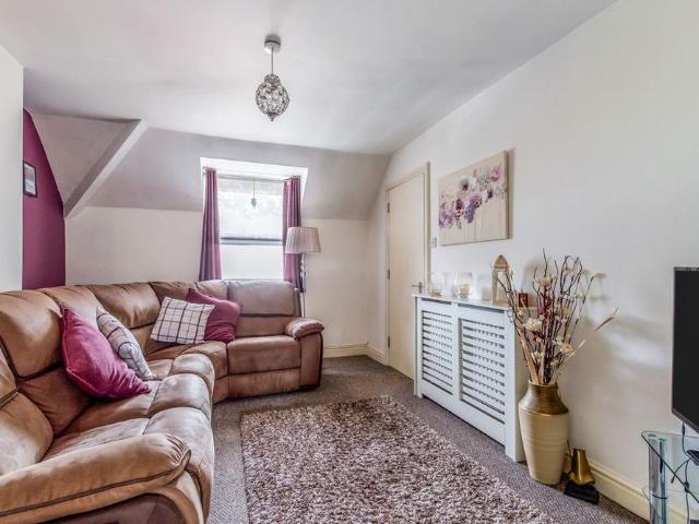 Apartment for rent in Midway, Kent
