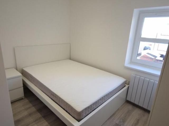Apartment for rent in The Polygon, City Of Southampton