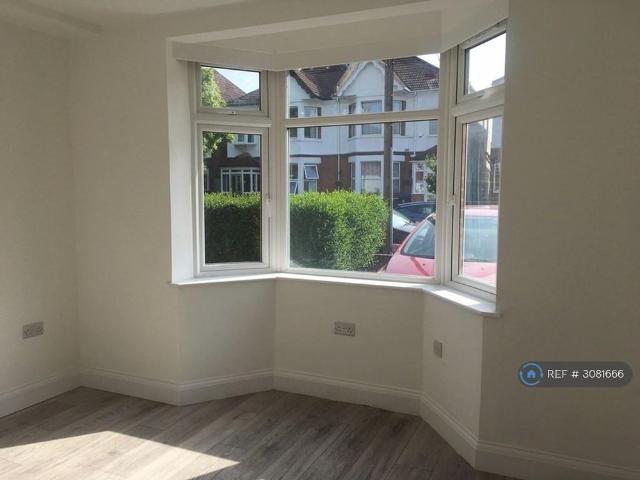 Apartment for rent in Royal Borough of Kingston upon Thames, Greater London
