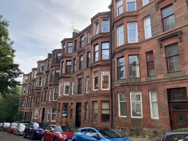 Flat for rent in Dowanhill, Scotland