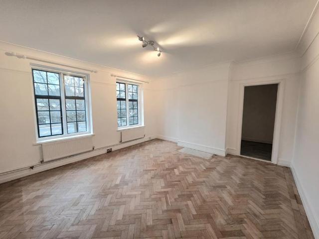 Apartment for rent in Finchley, Isle Of Man