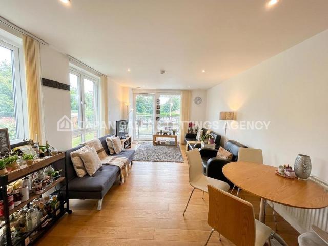 Apartment for rent in London Borough of Hounslow, Greater London