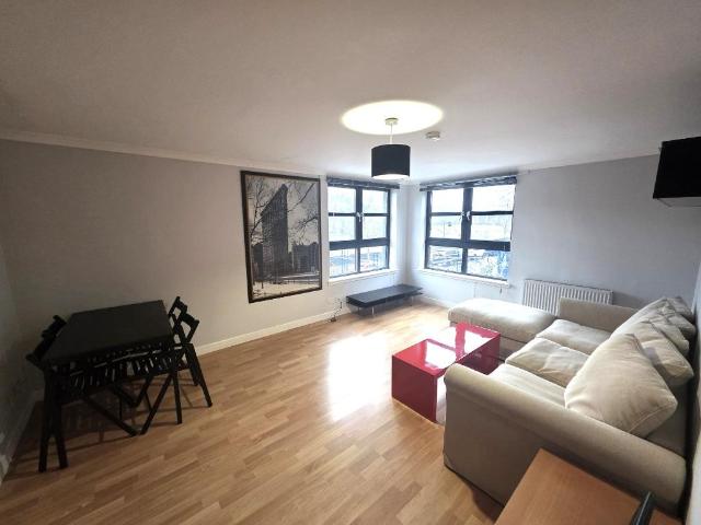 Flat for rent in Ferryhill, Ballindoch
