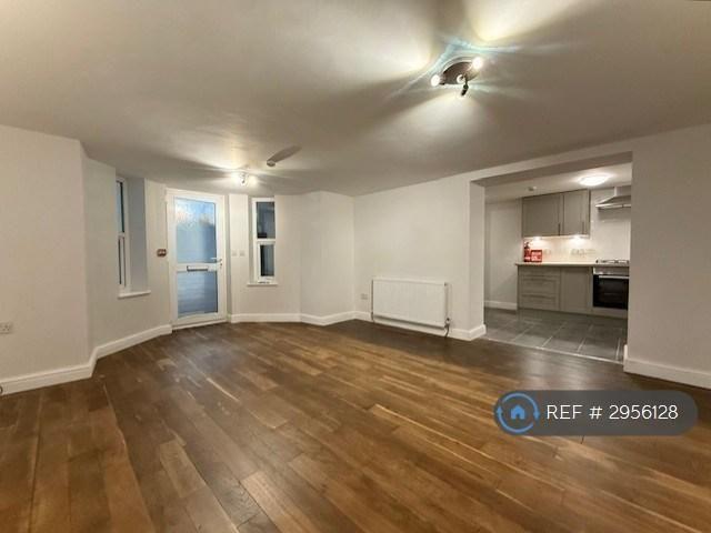 Apartment for rent in Colwyn Bay, Wales