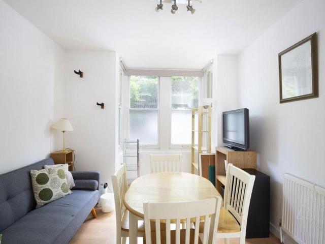 Apartment for rent in St. Mildred's, The Bridge