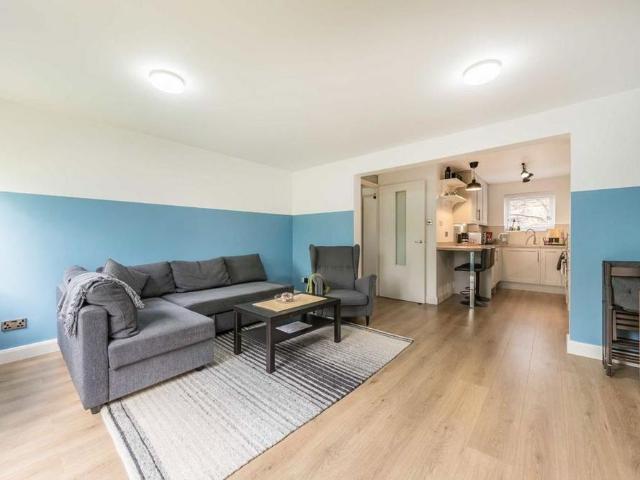 Apartment for rent in London Borough of Hounslow, Greater London