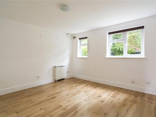 Apartment for rent in Wanstead, Greater London
