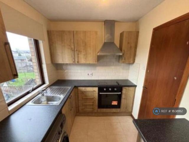 Flat for rent in New Carron Village, Scotland