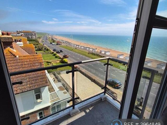 Flat for rent in Central, Heathlands