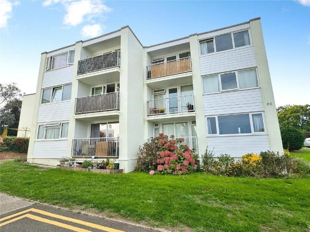 Flat for rent in Dawlish Warren, Teignbridge