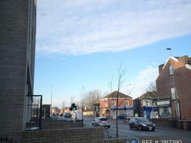 Apartment for rent in Higher Broughton, Salford