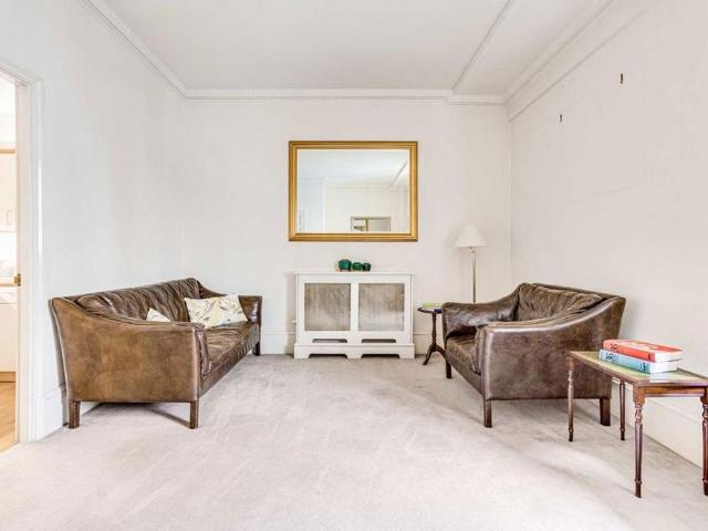 Apartment for rent in Pimlico, Greater London