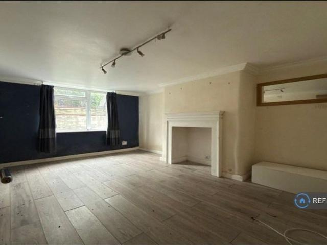 Apartment for rent in Quarrendon, Aylesbury