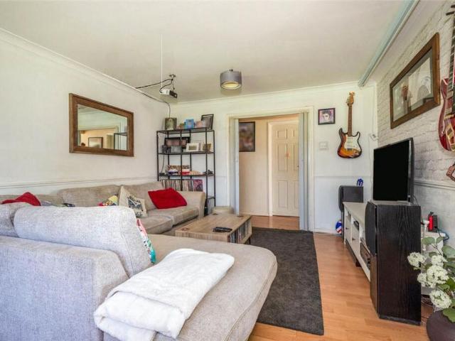 Apartment for rent in Red Hill, Surrey