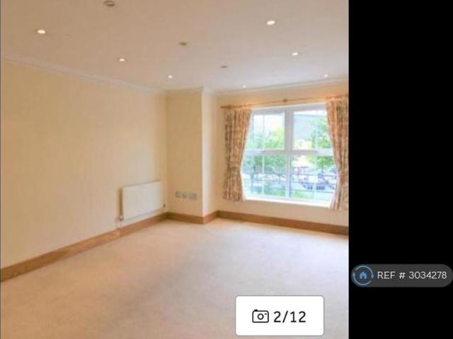 Apartment for rent in Royal Borough of Kingston upon Thames, Greater London