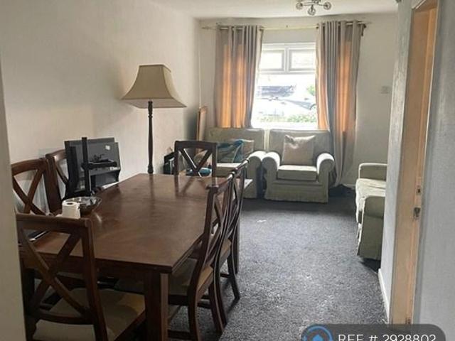Flat for rent in Salford, Isle Of Man