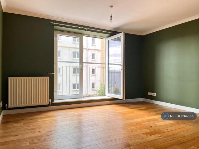 Flat for rent in Leith, Scotland
