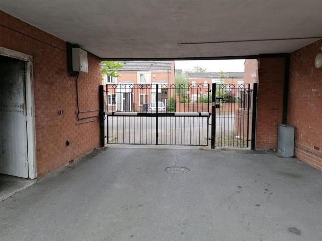 Apartment for rent in Spring Hill, Pendock
