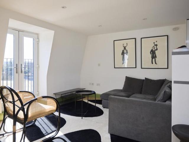 Apartment for rent in Peckham, Greater London