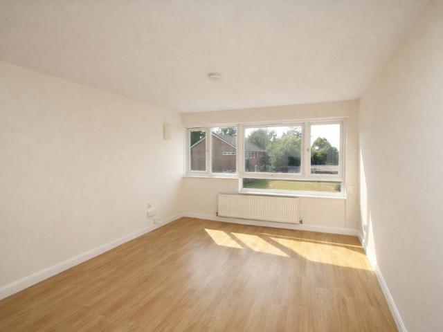 Apartment for rent in London Borough of Croydon, Waddon