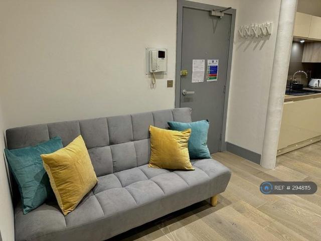 Apartment for rent in City Centre, Georgia