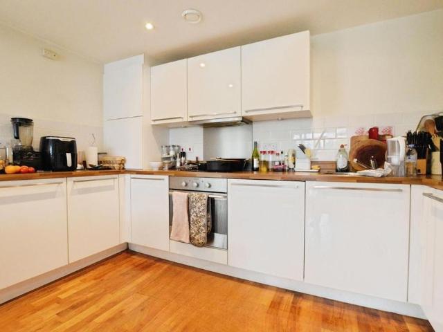 Apartment for rent in St Albans, Five Acres