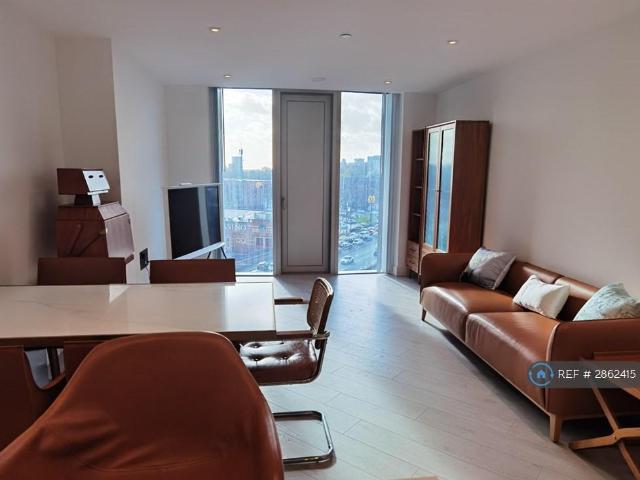 Flat for rent in Hulme, Georgia