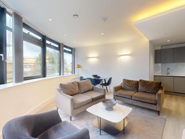 Flat for rent in London Borough of Hounslow, Spring Grove