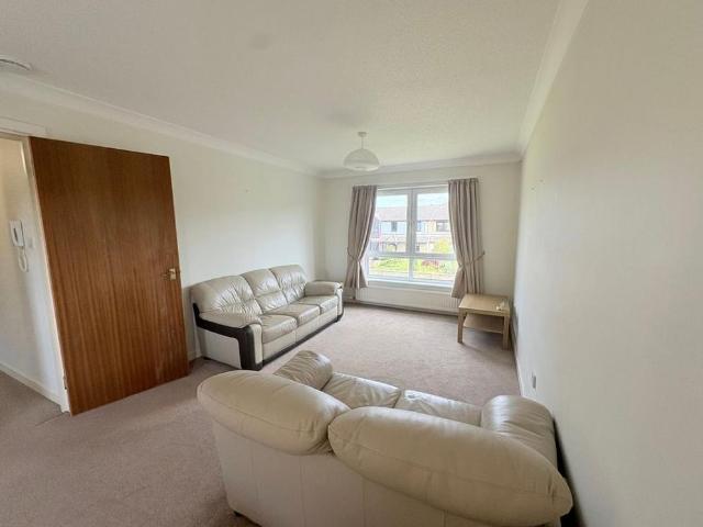 Apartment for rent in Comiston, Scotland