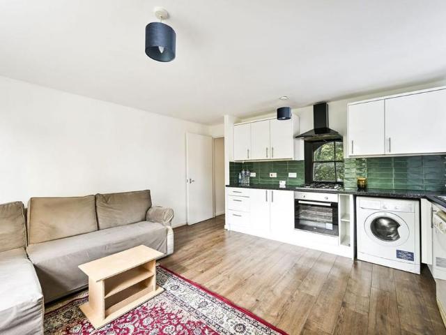 Apartment for rent in Maida Vale, Greater London