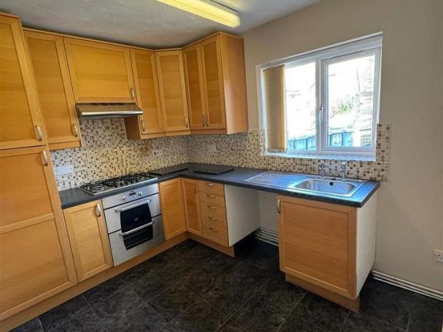 Apartment for rent in Hightown, West Yorkshire