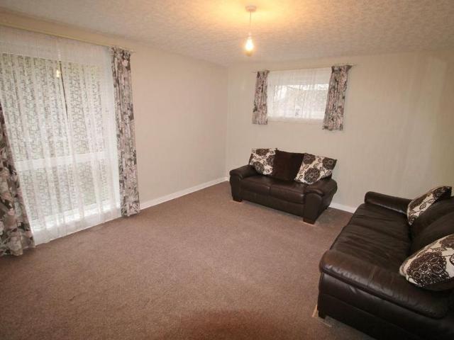 Apartment for rent in Menzieshill, Scotland