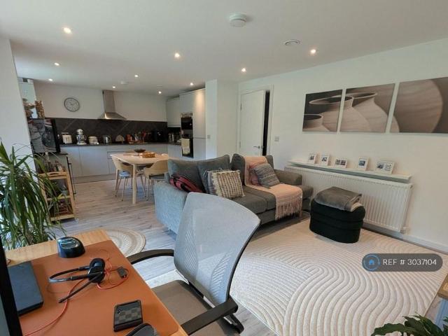 Apartment for rent in Birkenhead, Wirral