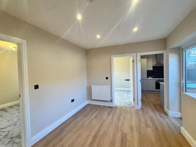 Apartment for rent in London Borough of Croydon, Greater London