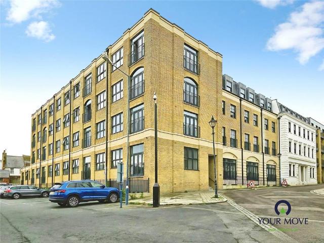 Flat for rent in East Cliff, Acol