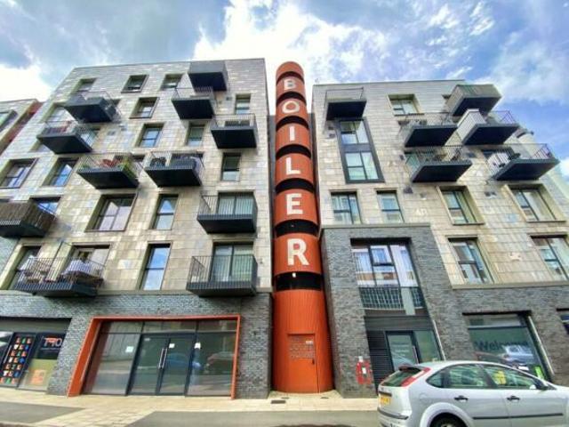 Flat for rent in Hayes, Greater London
