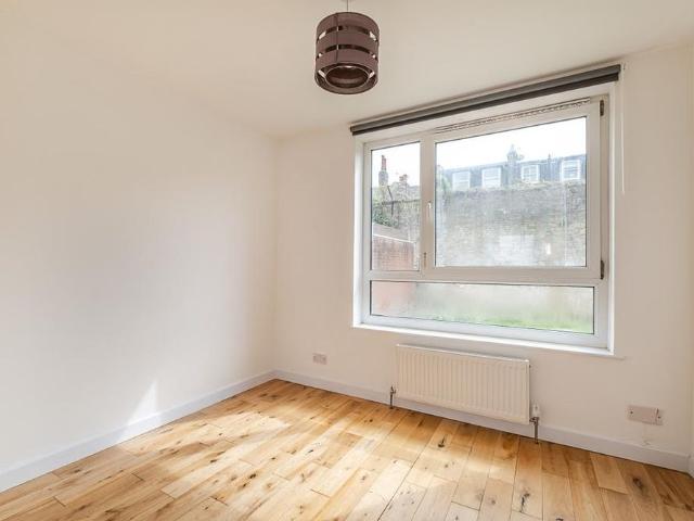 Apartment for rent in London Borough of Wandsworth, Greater London