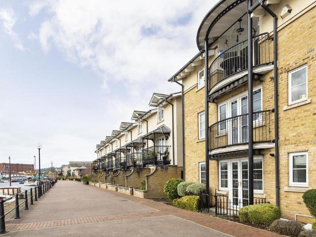 Flat for rent in Spike Island, Feckenham