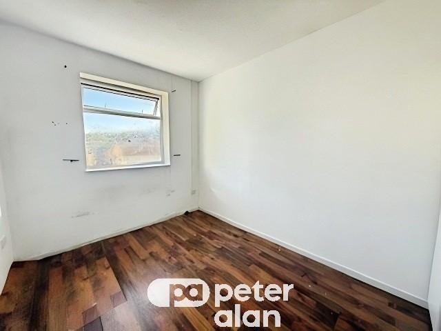Apartment for rent in Ynyshir, Wales