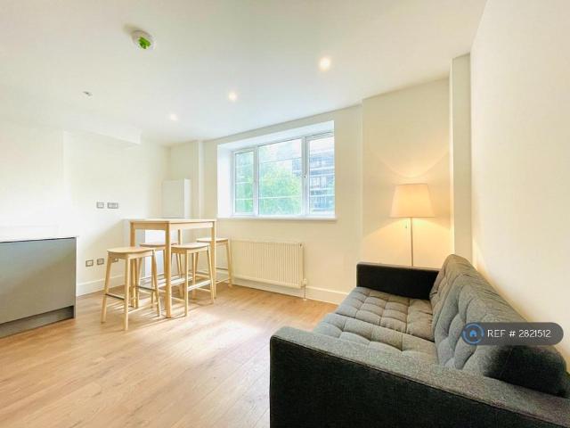 Flat for rent in Vauxhall, Isle Of Man
