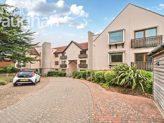 Flat for rent in Rottingdean