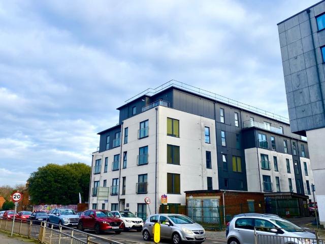 Apartment for rent in Canterbury Christ Church University Accommodation, Canterbury