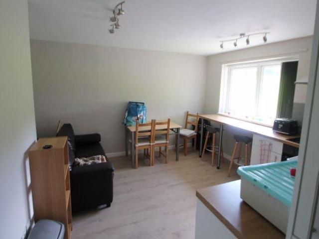 Apartment for rent in Woodhouse, West Yorkshire