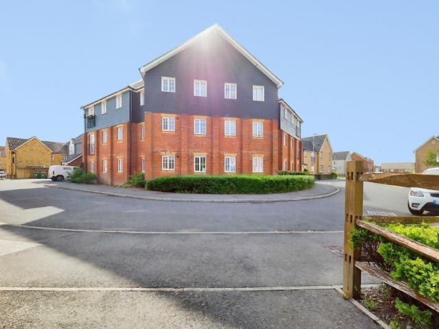 Apartment for rent in Hawkinge, Folkestone