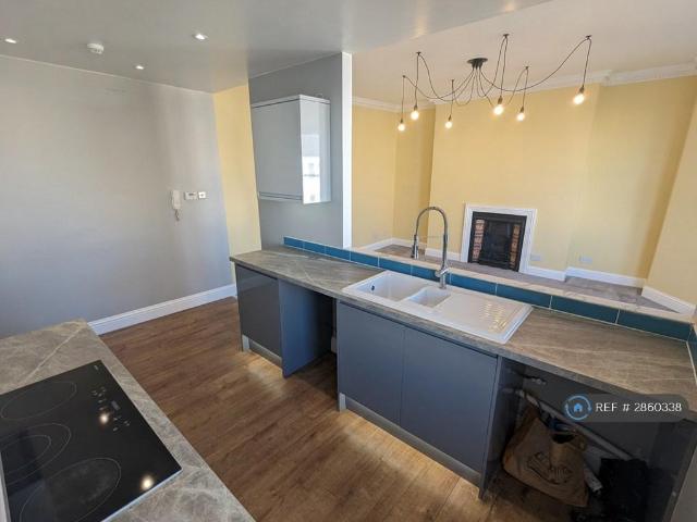 Flat for rent in Cliftonville West, Acol