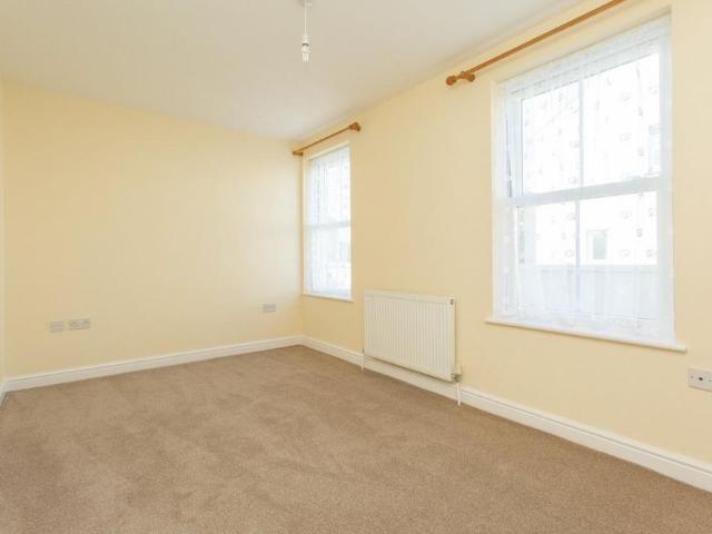 Apartment for rent in Oxenden, The Bridge