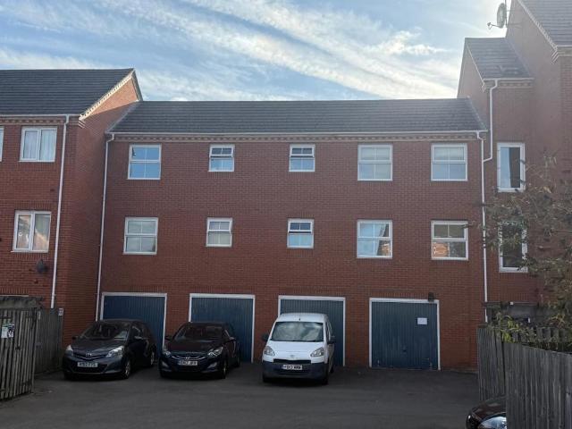 Flat for rent in Evershot, Oxfordshire