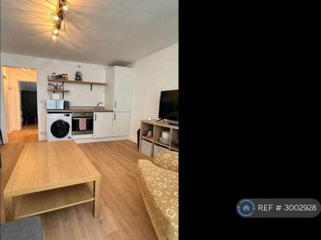 Apartment for rent in Cliftonville West, Acol