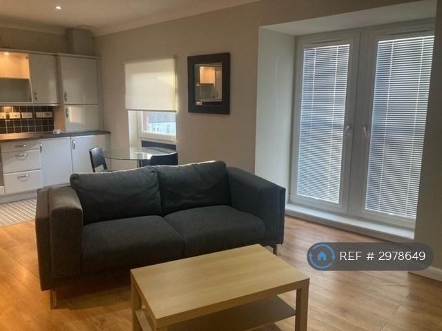 Apartment for rent in Broomhill, Scotland